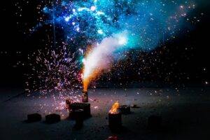 fireworks plate pressing machine - boosting safety, efficiency, and productivity in dazzling displays.